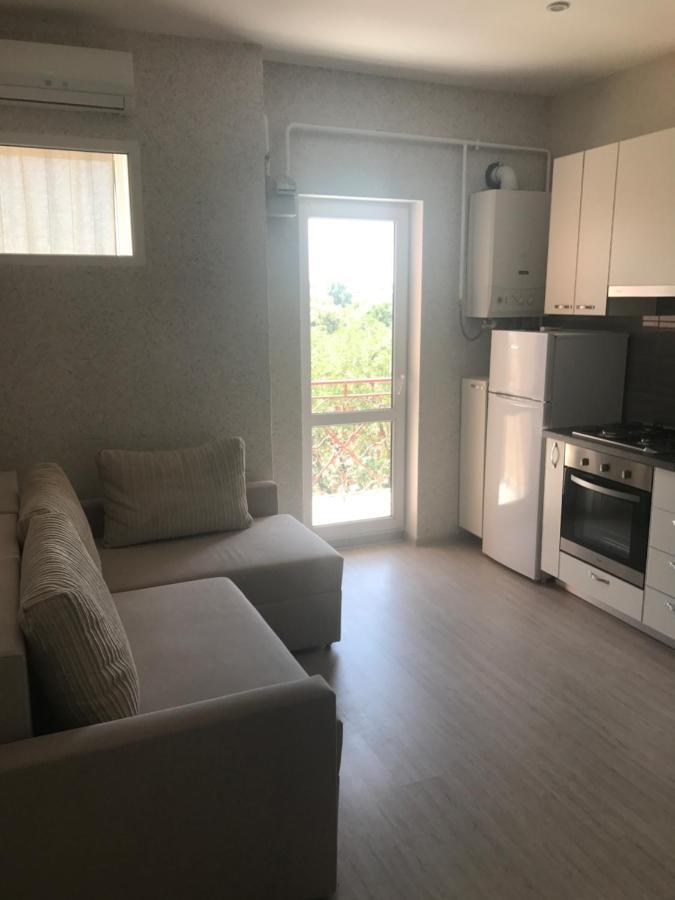 Apartment Zolotoy Bereg 5 Odesa Exterior photo