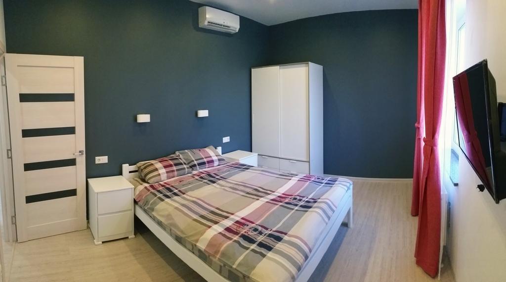 Apartment Zolotoy Bereg 5 Odesa Exterior photo