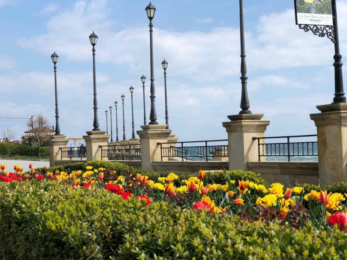 Apartment Zolotoy Bereg 5 Odesa Exterior photo